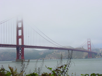 霧のゴールデンゲトブリッジ